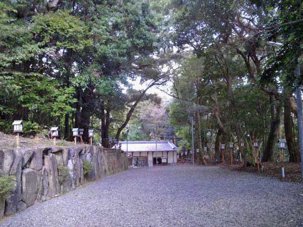 伊作田稲成神社